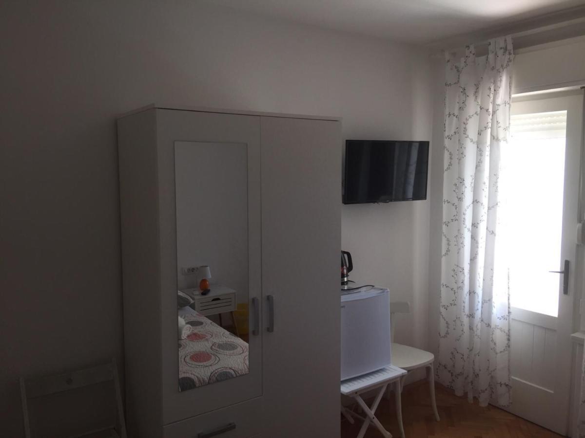 Apartman I Sobe Marijana راب المظهر الخارجي الصورة